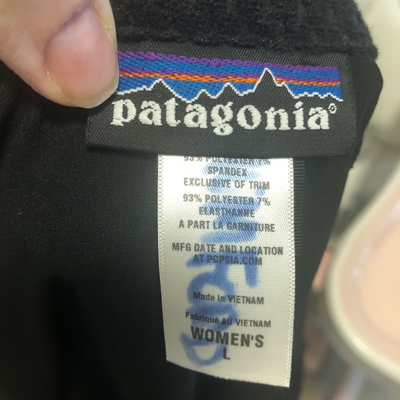Patagonia ladies activewear full zip top size large - Picture 6 of 6